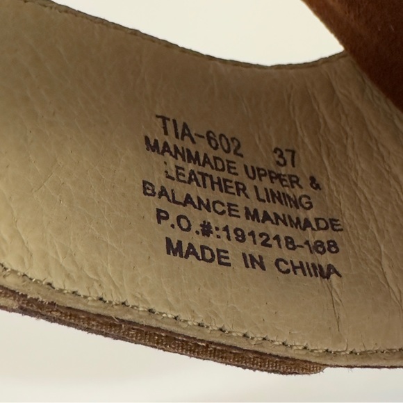 Alegria Women’s Tia Heels Sienna Color Herringbone Heel Velcro Straps US… - Picture 13 of 15